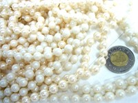 Neuf – 20 Colliers de perles de fantaisie
Blanc