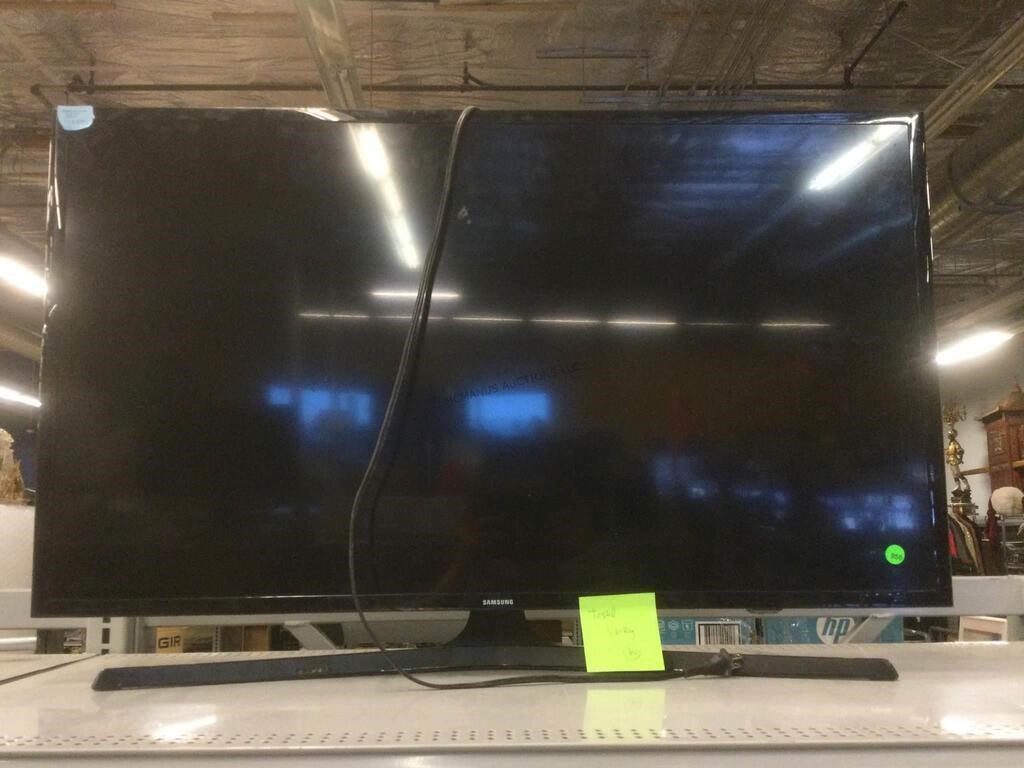 39 inch Samsung tv/monitor. Tested/working. No