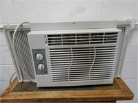 General Electric Window A/C Unit - Tested/Works