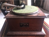 Antique Victor Talking Machine Phonograph