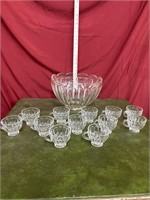 Pitcher and bowls set