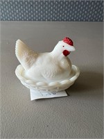 NESTING CHICKEN 4" X 3" X 3"