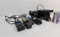 Caméra Sony #CCD-F70 + cassettes d'enregistrement