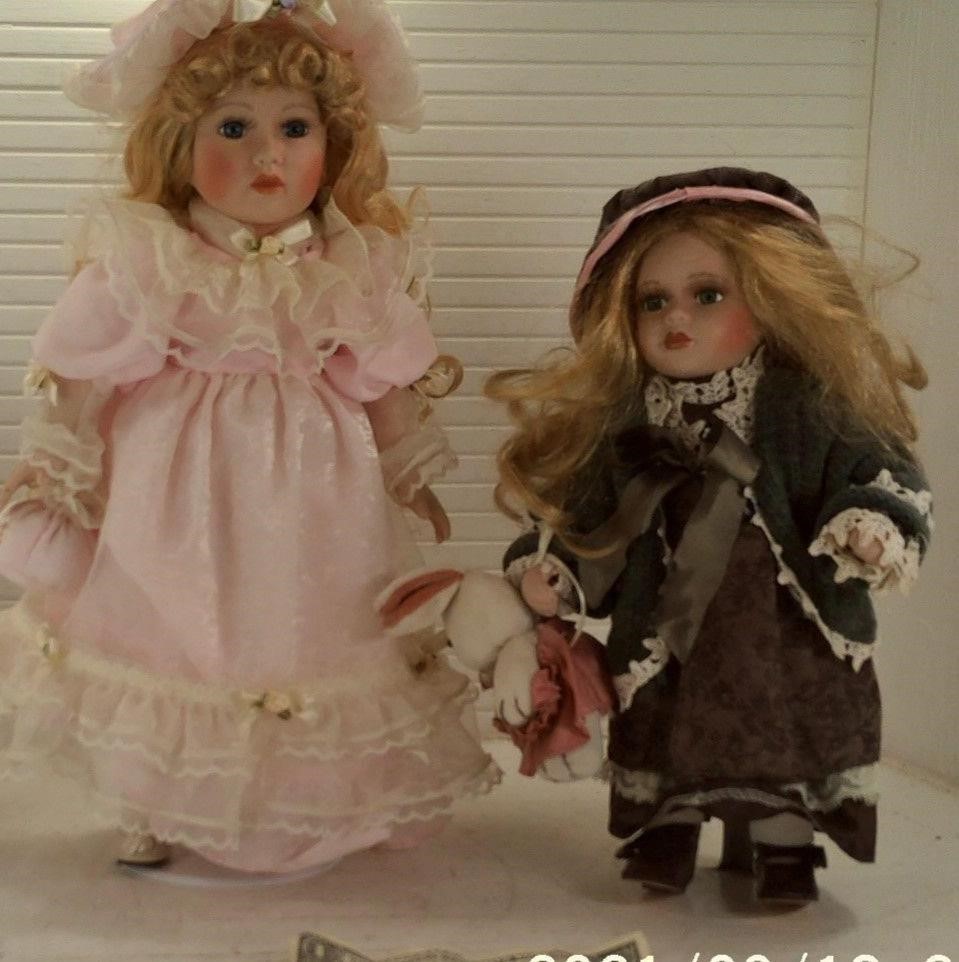 PORCELAIN DOLLS