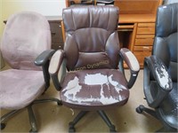 Rolling Brown Executive Chair