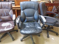 Rolling Black Executive Chair