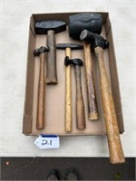Flat of Hammers