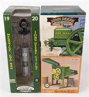 Ertl John Deere Model E Engine Sheller & Gas Pump