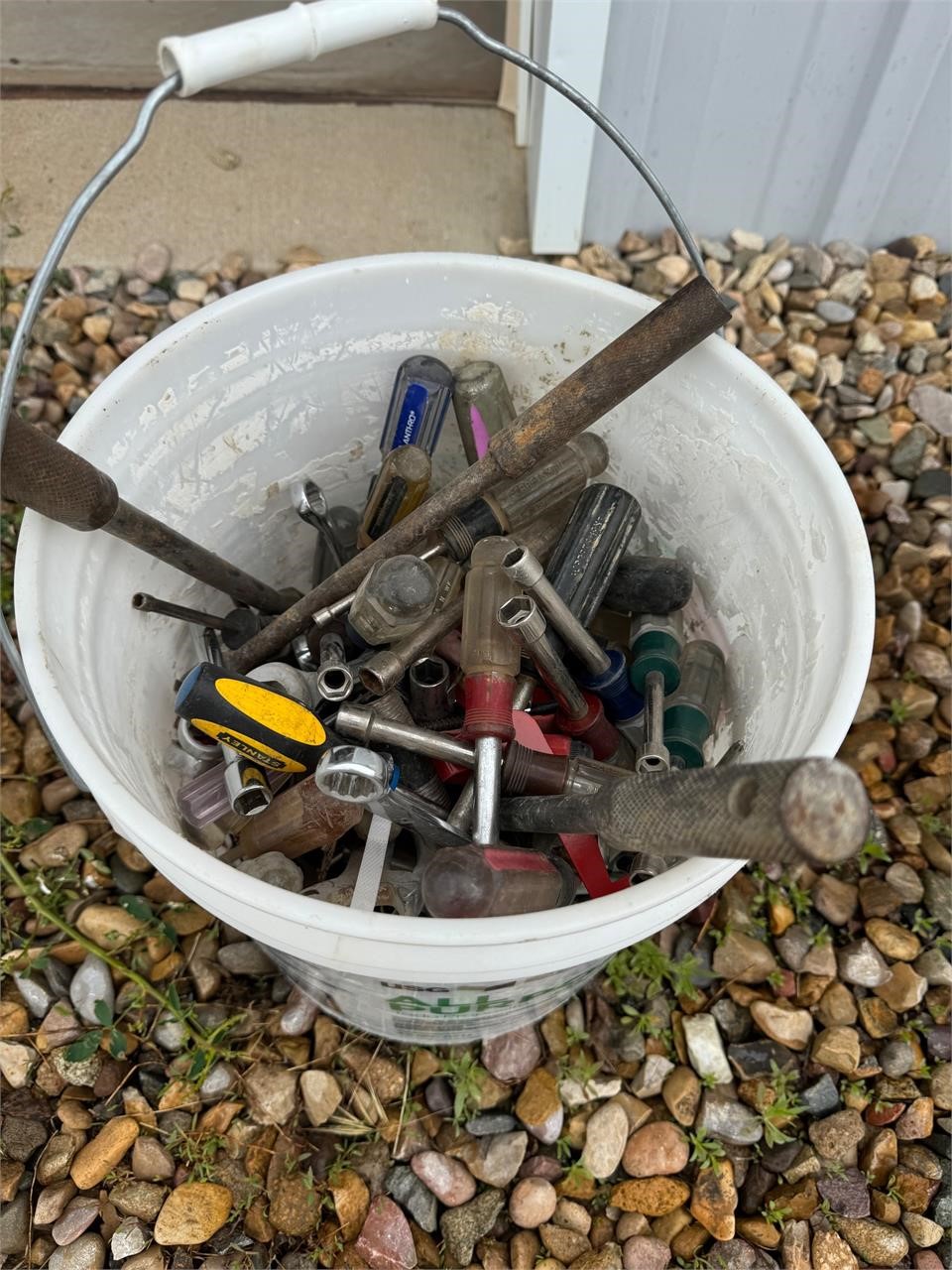 Bucket of random tools