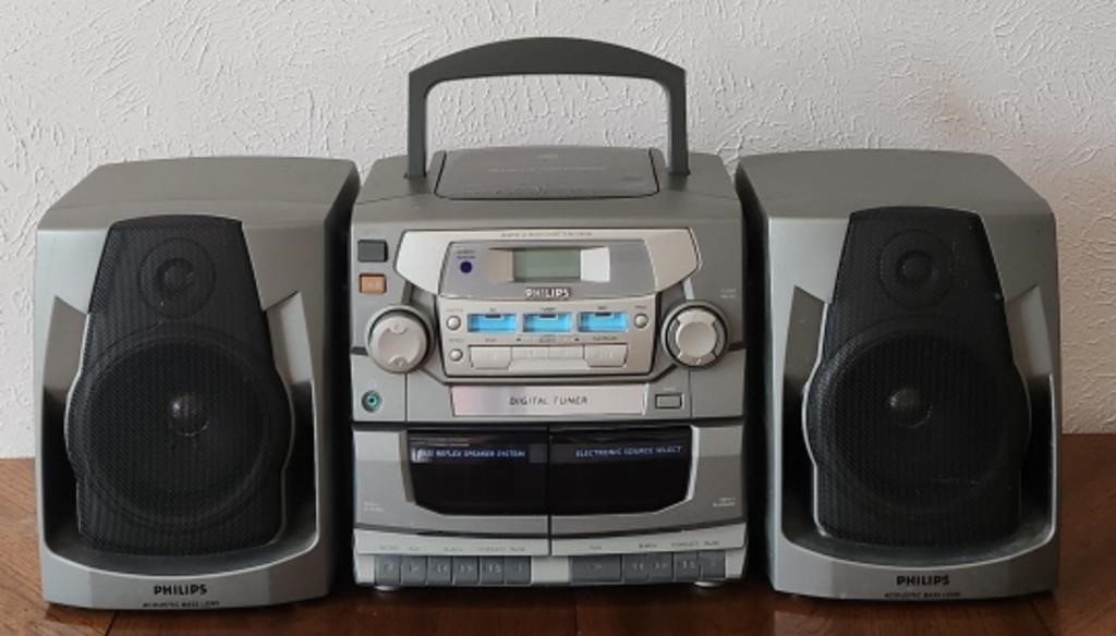Philips CD/Radio/Cassette Recorder (Model