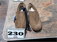 7-8 House Shoes