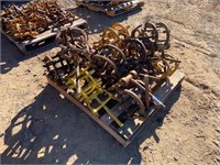 LOT OF MANUAL LINE UP CLAMPS