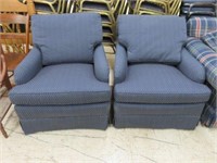 PAIR OF BLUE CHILDRESS ARM CHAIRS 31"T X 29"W