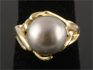 14K Gold Black Pearl Ring