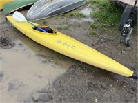 13ft Kayak c/w oar