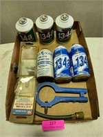 Box of 134a and accessories