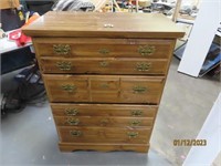 4Drawer Standing Wooden 42" Dresser