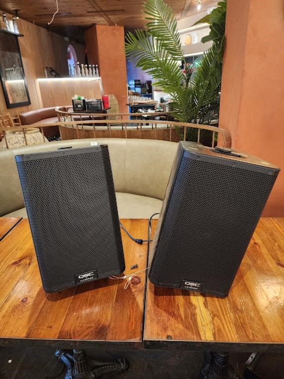 QSC SPEAKERS K8.2