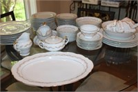 12 Place Setting Dinnerware Kings Court China