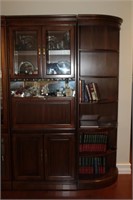 2 Wooden Cabinets Excl Contents match lot 259