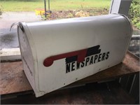 Metal Newspaper / Mail Box
