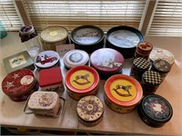 23 Christmas Tin Lot