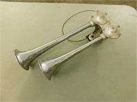 Antique Hadley Air Horns