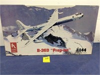 Hobby Craft B-36D "Prop-Jet" Model Kit