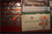 (9) Mint sets: 1989, 1993, (2) 1994, 1995, 1996,