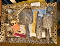 Dresser Tray with Accessories