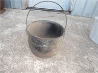 CAST IRON POT KETTLE HONEY POT