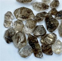 127 CT Diamond Quartz & Carbon Inclusions Crystals