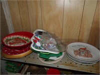 15 Piece Assortment of Holiday Trays & Plates