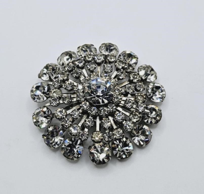 KELLIE'S Gold Silver Diamonds Gemstones & Invicta Watches