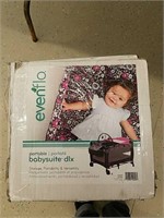 Evenflo portable baby suite Deluxe, folding Pack