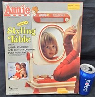 1982 NOS Orphan Anne Light-up Styling Table Vanity