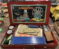 Vintage Erector set building toy, in case