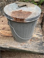 Metal trash can and lid