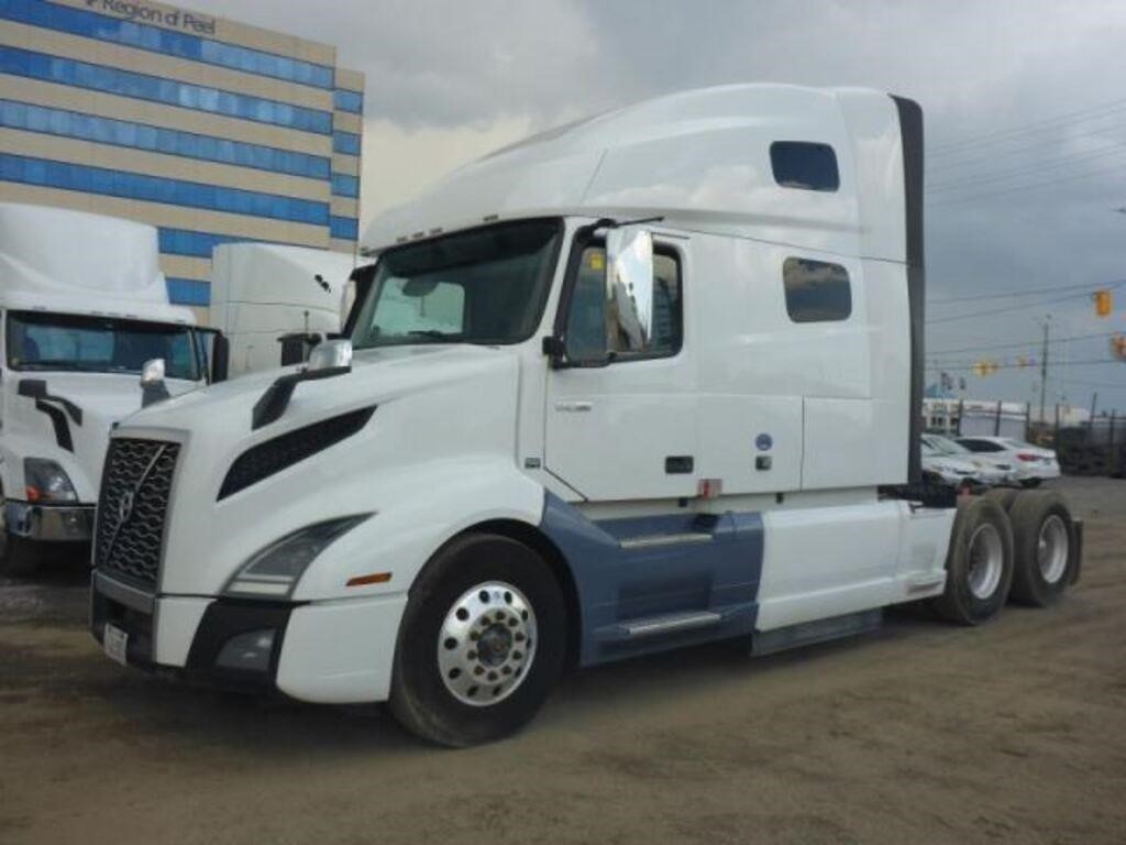 2019 Volvo VNL760 T/A Hiway Tractor - Sleeper 4V4N