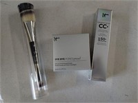 MSRP $114 It Cosmetics 3 Piece Set