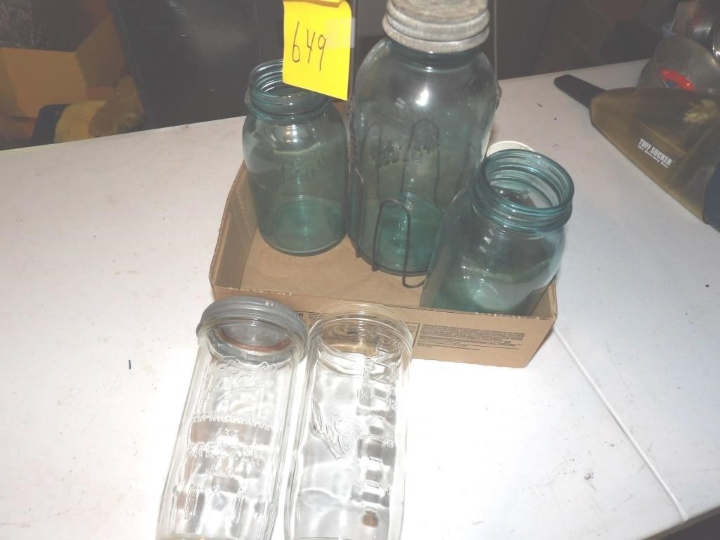 Jars freezer jar & lid measure jar