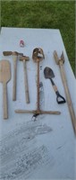 Old garden tools & padel.