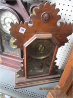 Antique Gingerbread E. Ingraham Clock