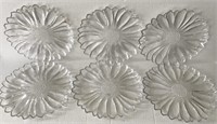 6 GLASS DAISY PLATES