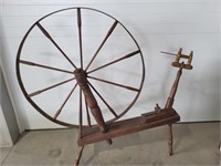 Large yarn wheel