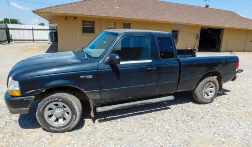 2000 Ford Ranger XLT pickup