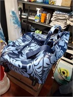 Roxy Quicksilver  Tote Bag w/Wheels