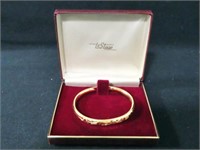 LE STAGE GOLD PLATED BANGLE BRACELET W/BOX