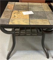 24x24x25 outdoor tiled table
