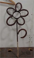 Horseshoe Flower